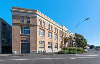 Iconic Saatchi & Saatchi Workspace