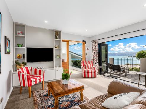 52 Walter Road, Lowry Bay