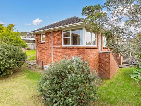 1/9 Lenihan Street, Northcote