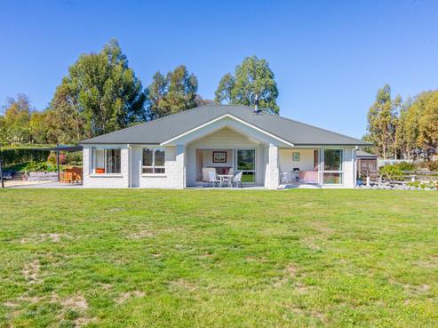 243C Racecourse Road, Waipukurau and Surrounds