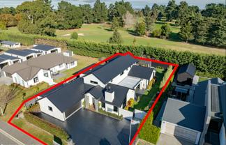 27 Carnaveron Drive, Lincoln
