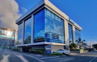 PROFESSIONAL CONSTELLATION DR OFFICE 220M² - 5...
