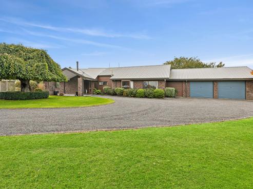 1098 Tower Road, Turangaomoana