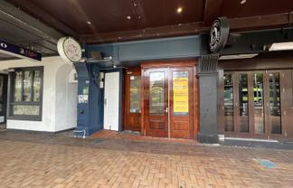 Retail or hospitality with courtyard