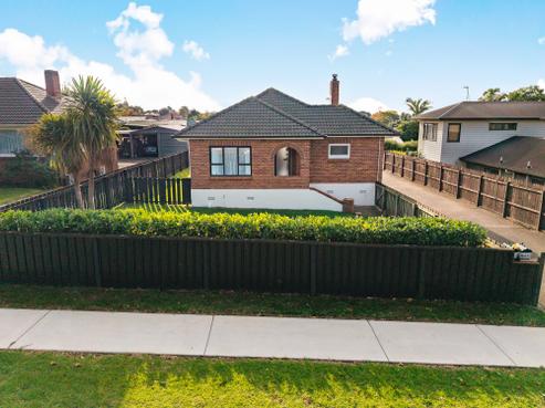 109 Victoria Street West, Pukekohe
