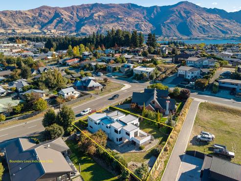 136 Mount Iron Drive, Wanaka