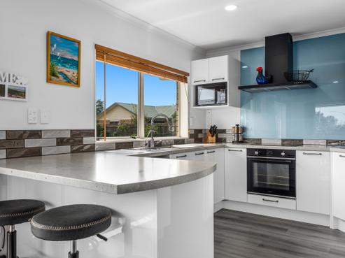 1B Riverside Drive, Whakatane