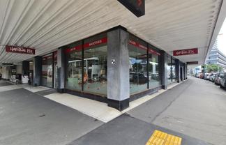 Corner Unit with visibility