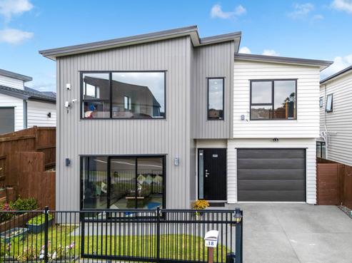 18 Mamuku Drive, Massey