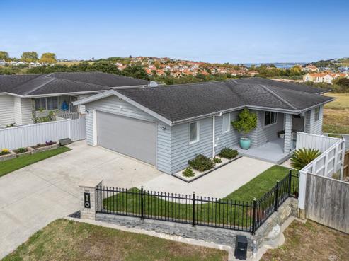 294 Alec Craig Way, Gulf Harbour
