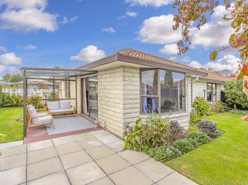 3B Dumfries Drive, Hei Hei