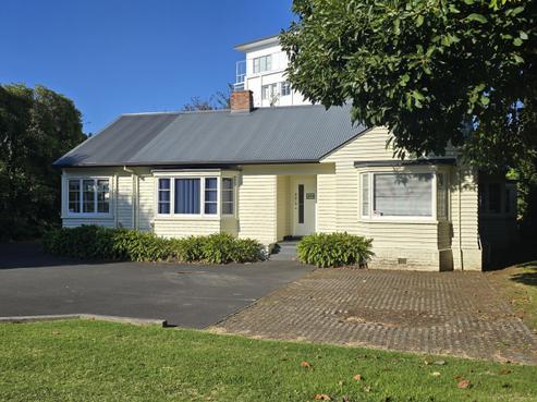 4 Willow Street, Tauranga Central