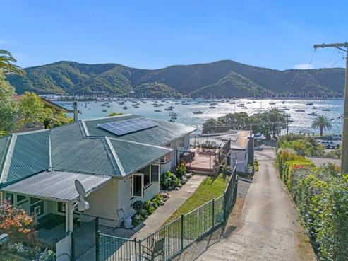 374A Waikawa Road, Waikawa