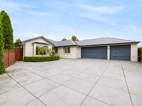 11 Bernadette Street, Aidanfield