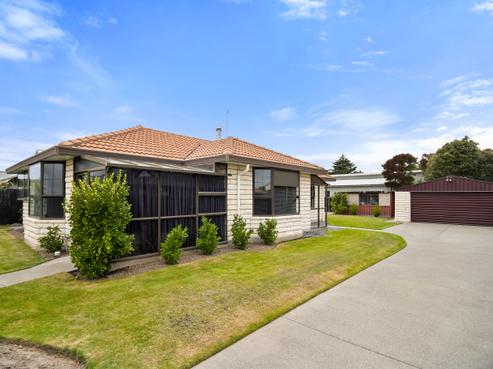 14 Takaro Avenue, Sockburn