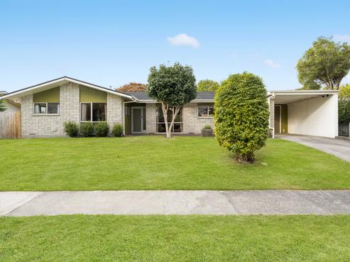 60 Pulham Crescent, Queenwood