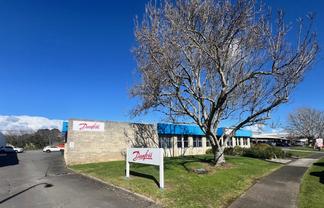 Standalone Corporate Warehouse + Yard