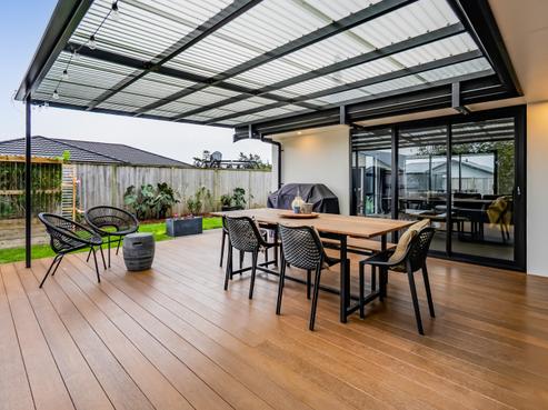 7 Hodge Park Lane, Inglewood
