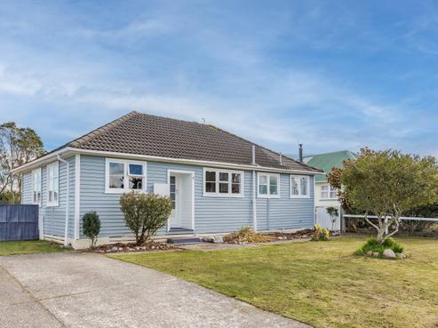 4 Colvin Street, Westport
