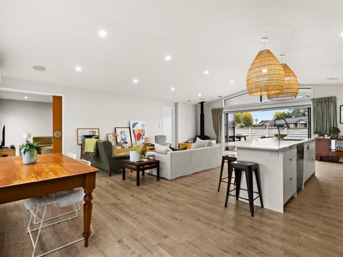 2 Willowbrook Place, Clive