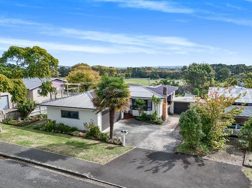 88 Houchens Road, Glenview