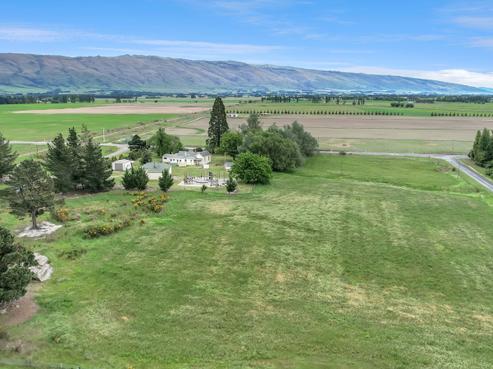 9 Exeter Street, East Otago