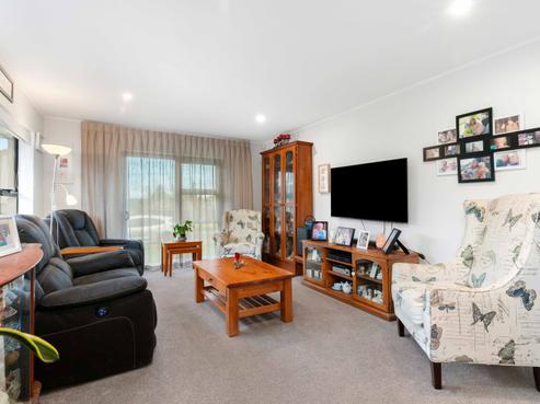 2B Edgewater Parade, Waiuku