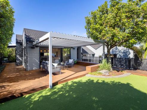 166 Norman Lesser Drive, Saint Johns