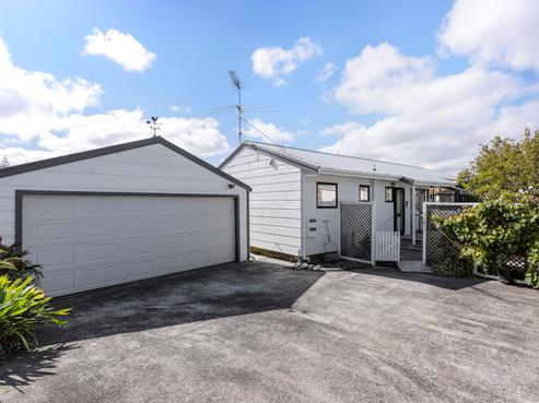 2/31 Glenview Road, Glen Eden