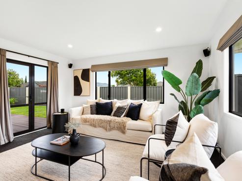 2 Harrison Court, Clive