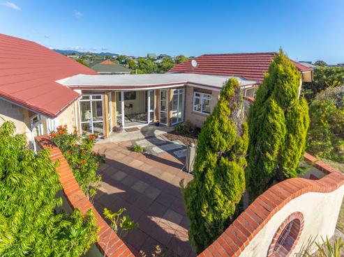 2 Marewa Place, Waikanae Beach