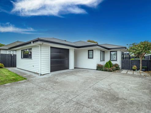 23 Quinn Road, Levin