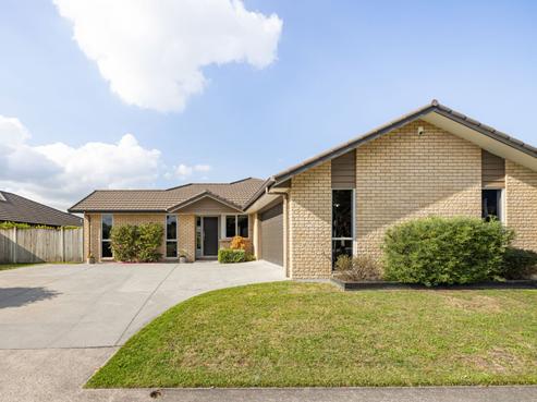 26 Whitney Place, Rototuna North