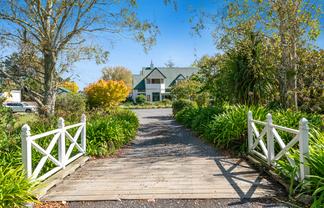 636 Kahikatea Flat Road, Waitoki