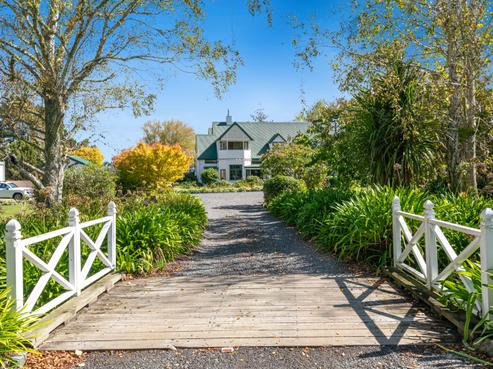 636 Kahikatea Flat Road, Waitoki