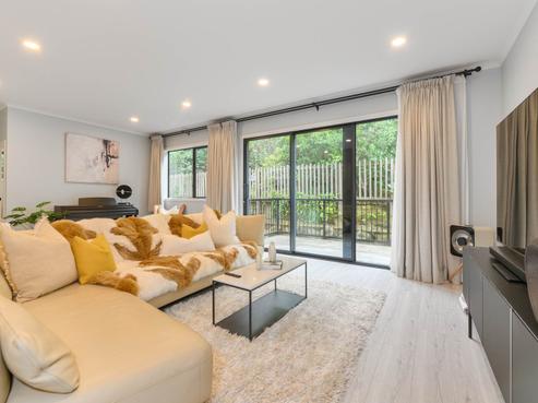 33D Wairau Road, Forrest Hill