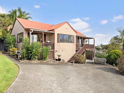 6 Beauchamp Drive, Massey
