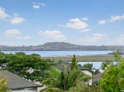 136 Wiseley Road, West Harbour