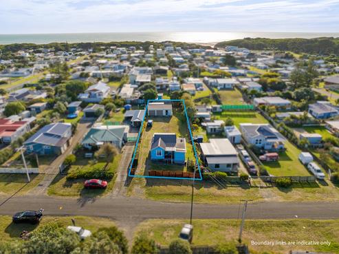 22 Kauwhata Street, Himatangi Beach