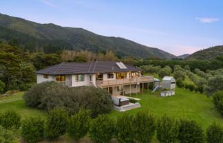 1276 Coast Road, Wainuiomata