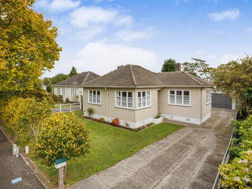 182 Vogel Street, Roslyn