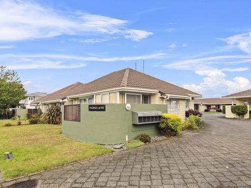 16B Malfroy Road, Victoria
