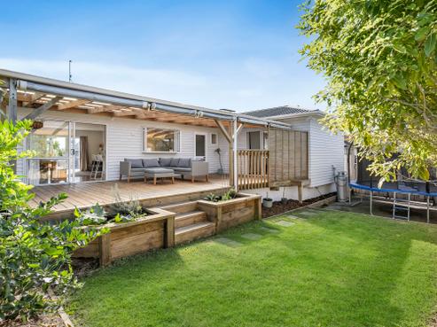 24 Glengarry Road, Glen Eden