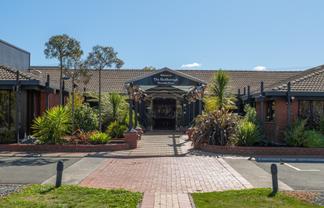 Iconic Marlborough Riverside Hotel