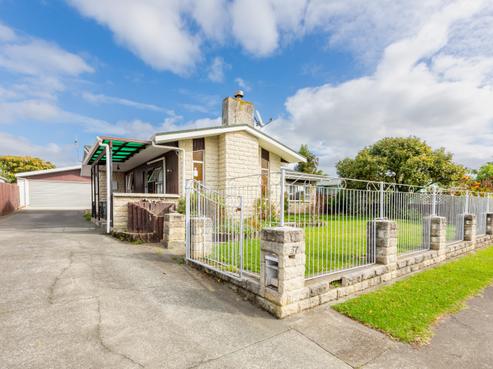 37 Robinson Crescent, Tamatea
