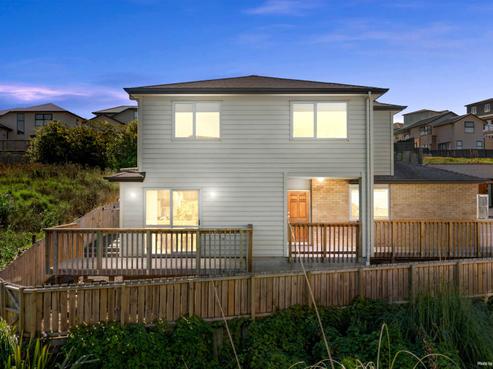 40 Arrowsmith Drive, Flat Bush
