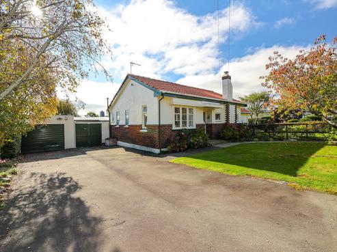 235 Gladstone Road North, Mosgiel
