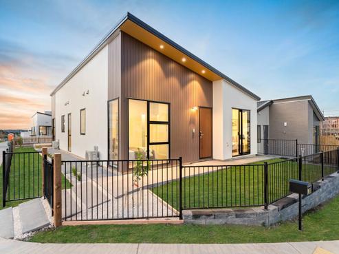 1 Taiororua Avenue, Massey