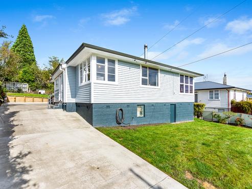 13 Stevenson Road, Concord