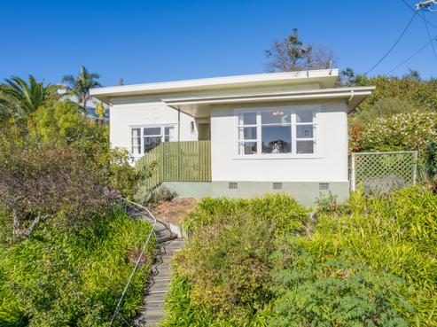 83 Great North Road, Saint Johns Hill